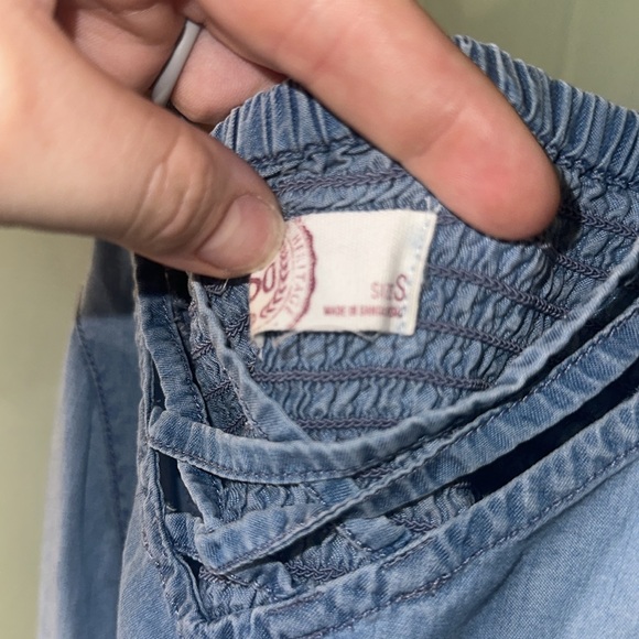 Blue Jean style Dress with pockets - Picture 2 of 5